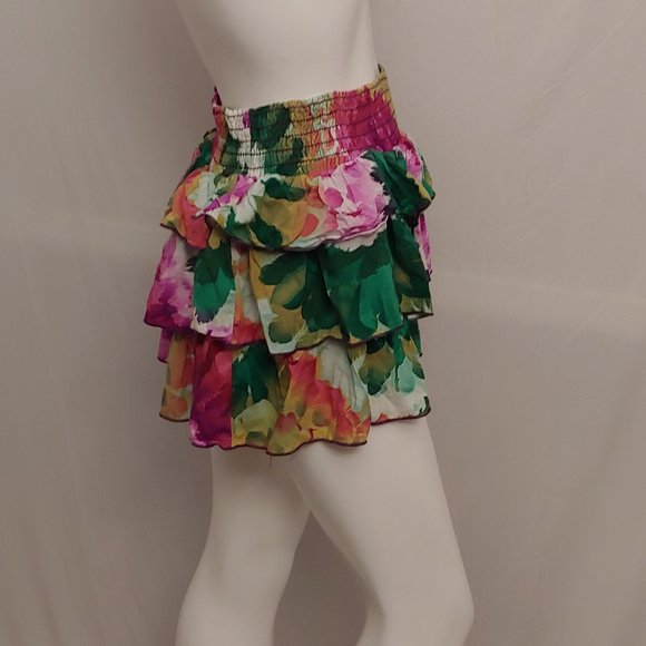 Wet Seal floral mini skirt - Picture 4 of 10
